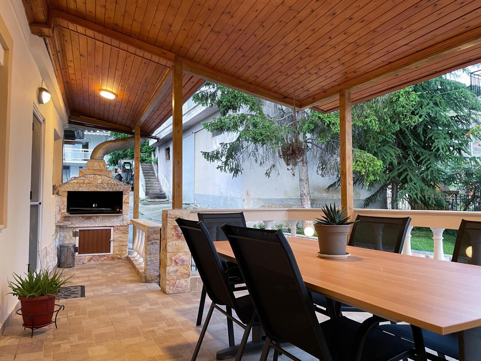 Aristides Guesthouse Krinidhes Экстерьер фото
