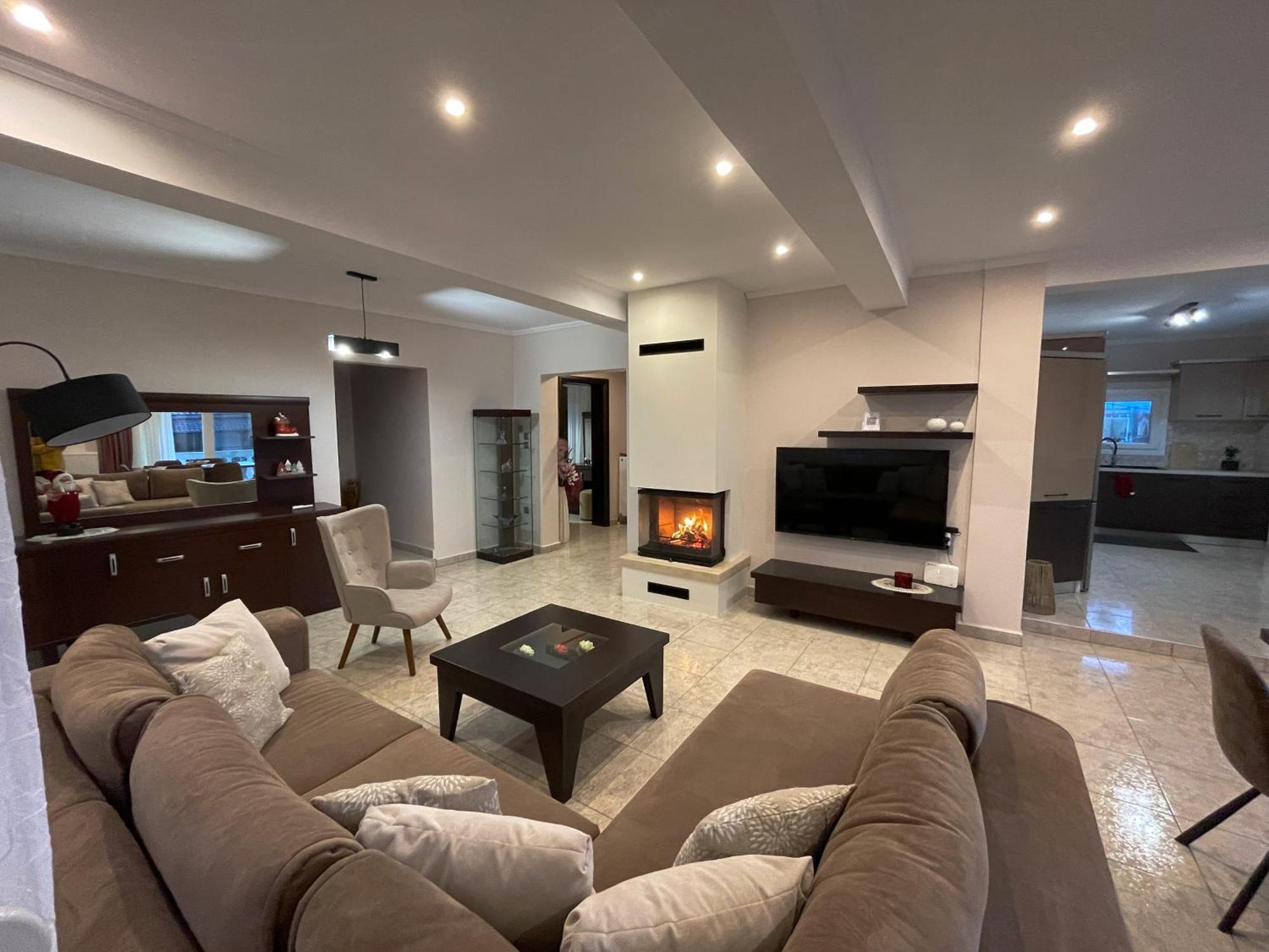 Aristides Guesthouse Krinidhes Экстерьер фото